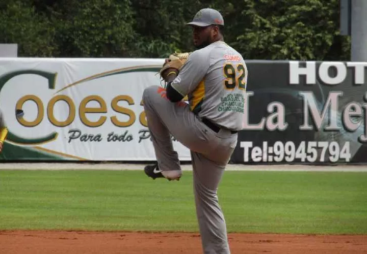 Alberto Guerrero, abridor de Bocas del Toro.