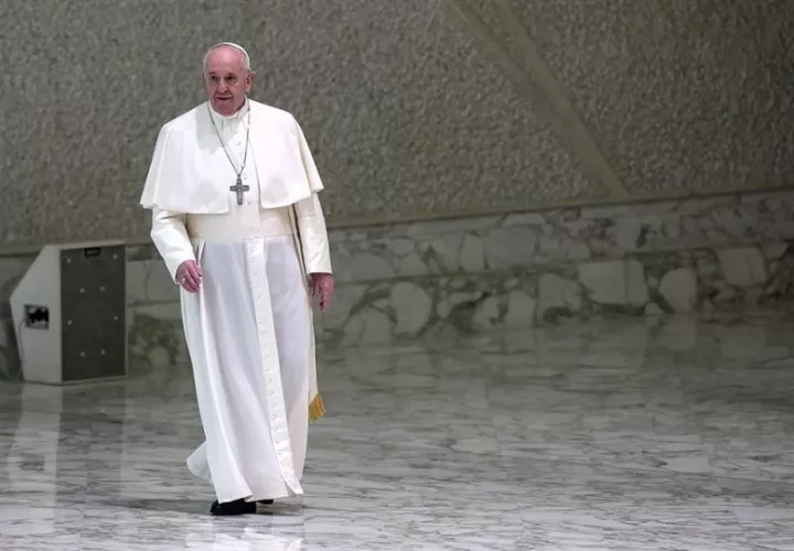 La suspensión se produce &quot;para evitar en el futuro riesgos para la salud de los participantes&quot;. EFE