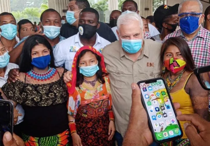 Realizando Metas alcanzó este lunes el 82 % de los 39,396 adherentes que se requieren para constituirse como partido.