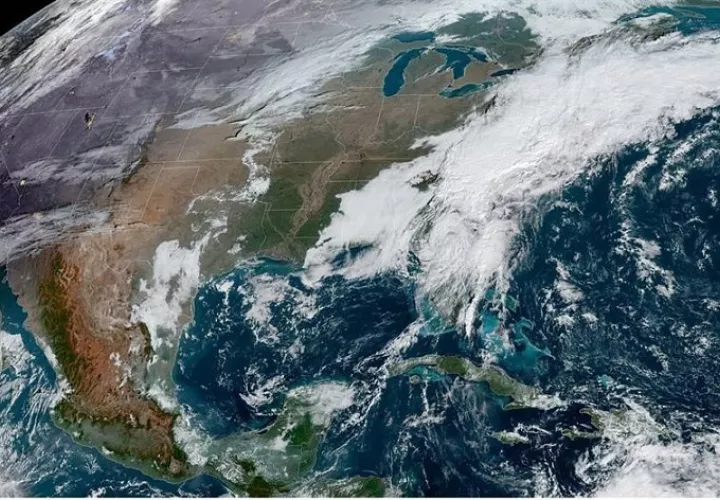 Fotografía satelital de la localización de la tormenta tropical Eta a las 9:51 hora local. EFE