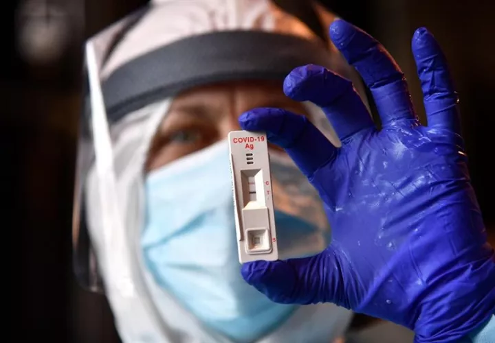 Los resultados de este estudio proporcionan nueva información sobre la capacidad de predecir la mortalidad en pacientes con COVID-19. EFE