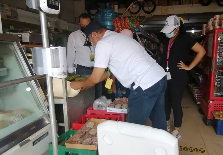 Microempresarios no cuentan con los registros sanitarios vigentes.