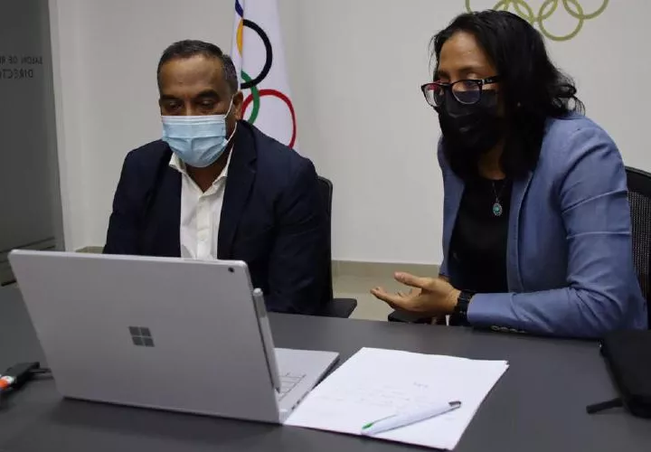 Damaris Young (der.) y Saúl Saucedo son los dos candidatos a presidir el Comité Olímpico de Panamá. Foto: COP