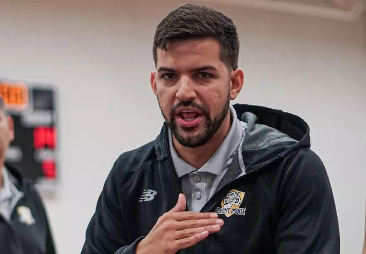 Carlos Morales hijo será el encargado de dirigir a los Caballos de Coclé en el torneo regional que se realizará bajo el sistema de burbuja. Foto: Cortesía