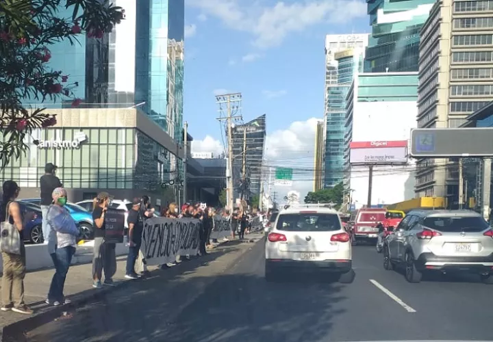 A la fecha y como consecuencia de la pandemia &quot;han cerrado tres salas de teatro.