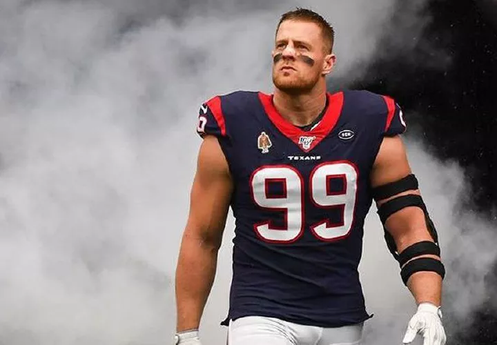 J.J. Watt hizo la solicitud al equipo, el cual aceptó. Foto: AP