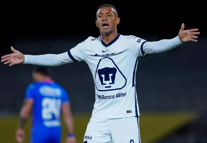 El delantero Gabriel Torres espera tener una oportunidad este viernes cuando su equipo enfrente al Juárez FC. Foto: EFE