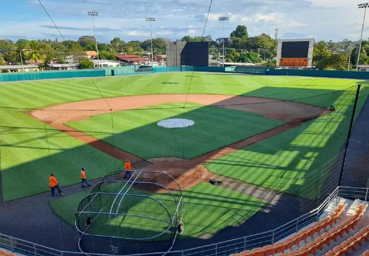 Vista panorámica del nuevo estadio Glorias Deportivas Baruenses, en Puerto Armuelles. Foto: Pandeportes