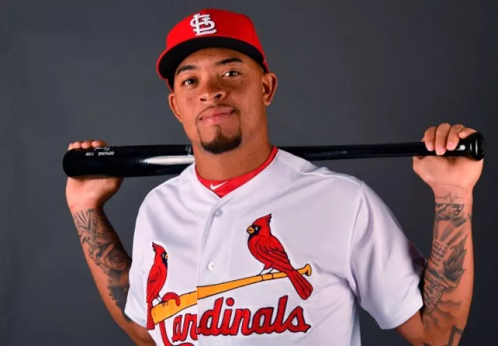 Edmundo Sosa, infielder panameño de los Cardenales de San Luis.