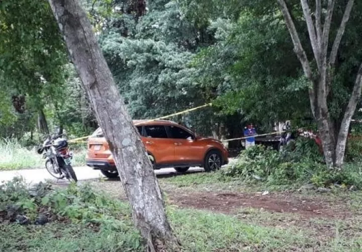 El vehículo fue abandonado en La Chicharronera.