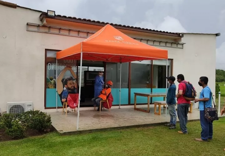 Los Equipos de Respuesta Rápida del distrito de Antón continúan implementado acciones estratégicas para disminuir los contagios por COVID19