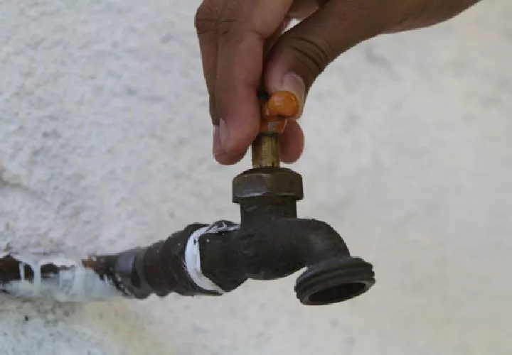 Muchos residentes de Panamá Oeste consideran que las autoridades ya ni se preocupan por brindar una solución permanente. Foto / Galería Epasa.