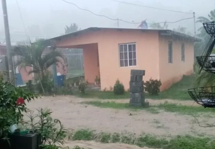 Personal de la Fuerza de Tarea Conjunta (FTC) acudieron a prestar ayuda a las familias y realizar las evaluaciones de daños. 