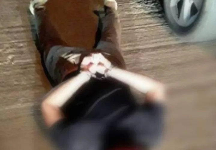 En la imagen aparece uno de los delincuentes que fue aprehendido.