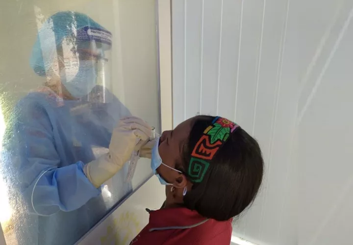 En la última jornada las entidades de salud aplicaron 7,445 nuevas pruebas para detectar Covid-19.