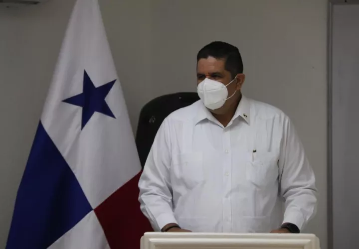 En la imagen aparece el ministro de seguridad, Juan Pino.