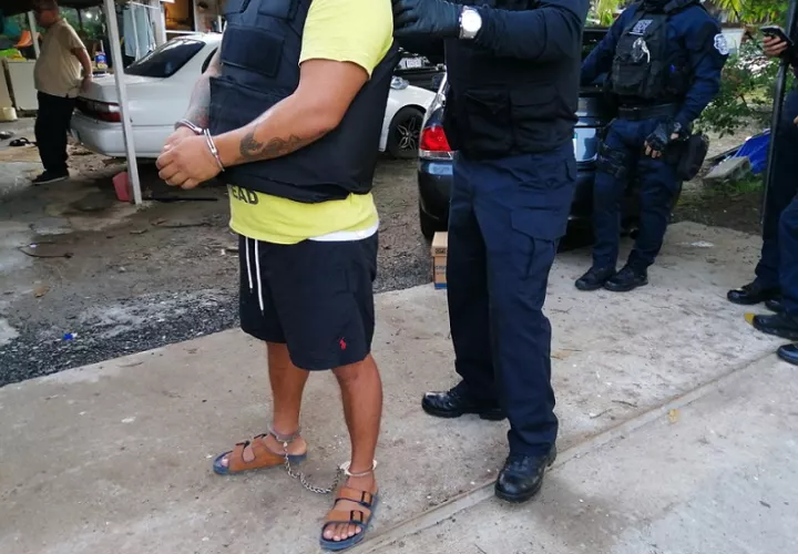 El Ministerio Público también se informó que a uno de los aprehendidos se le imputó cargos por blanqueo de capitales.