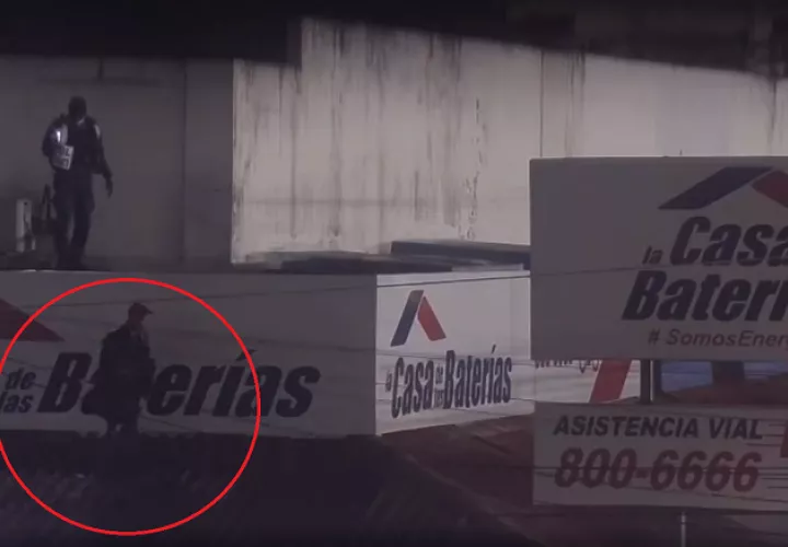 Las cámaras del Centro Nacional de Operaciones captaron el delito en proceso.