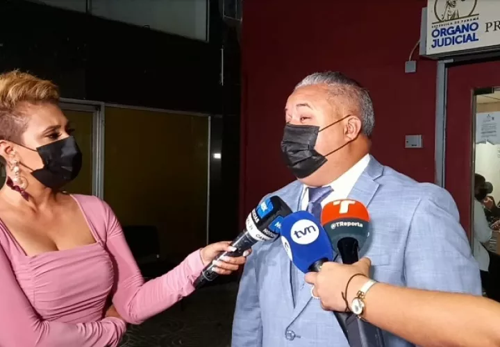 Abogado Roniel Ortiz, miembro del equipo de defensa del expresidente Ricardo Martinelli. Foto: Edwards Santos