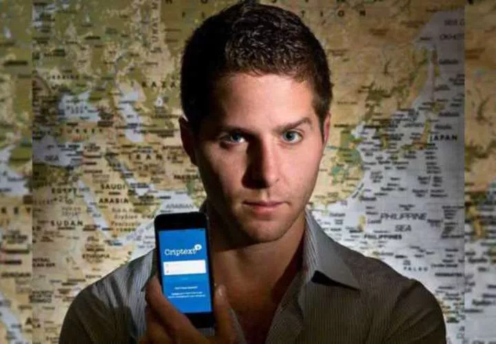 En la imagen aparece Mayer Mizrachi.