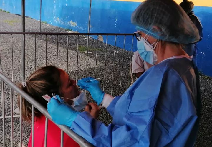  Se mantiene la búsqueda de casos asintomáticos, ante el aumento de las personas vacunadas.