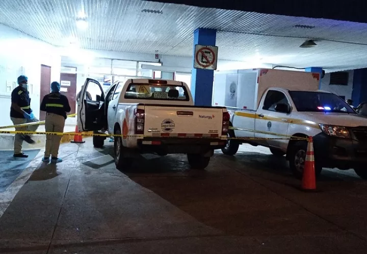 Los delincuentes armados sorprendieron a los trabajadores, exigiéndoles la entrega de dinero y otras pertenencias de valor. 