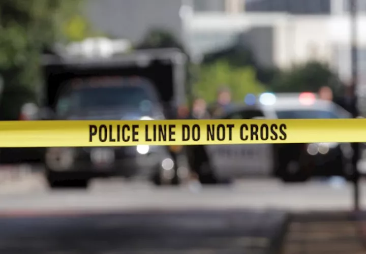 Vista de un área acordonada luego de un tiroteo en EE.UU., en una fotografía de archivo. EFE