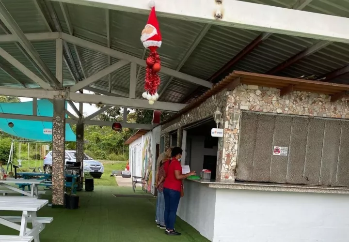 También observaron el incumplimiento de las medidas biosanitarias.