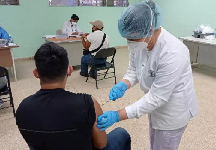 Los equipos de enfermería serán los responsables de atender a los pacientes.