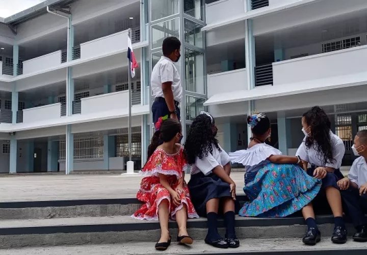 Para este año escolar la matrícula en esta escuela será de 2 mil 500 alumnos.