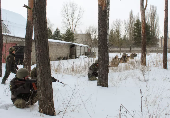 Ucrania responde a la presión militar rusa con maniobras en todo el país. EFE