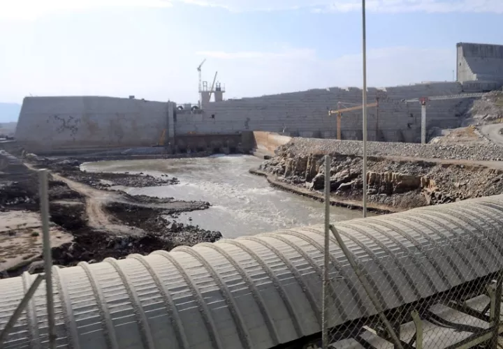 Imagen de archivo de las obras de construcción de la llamada Gran Presa del Renacimiento Etíope, que se construye cerca de la frontera sudanesa. EFE