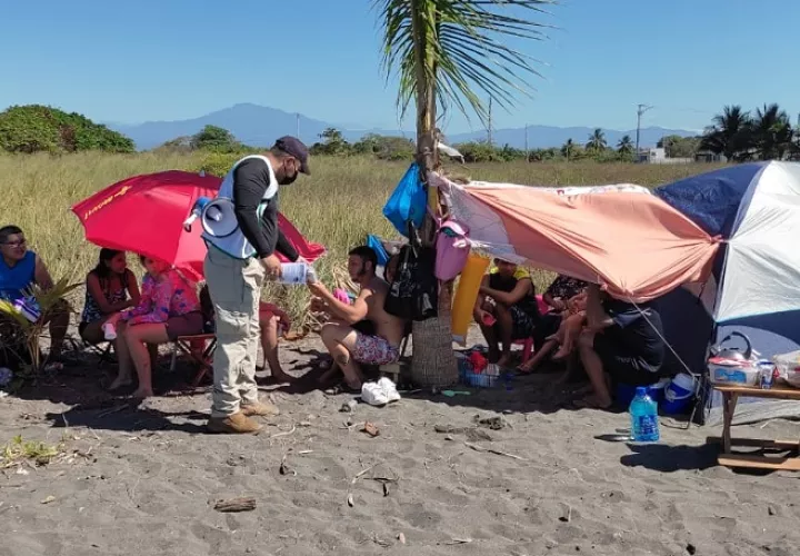 Se ha mantenido la vigilancia en playas, ríos y esteros.