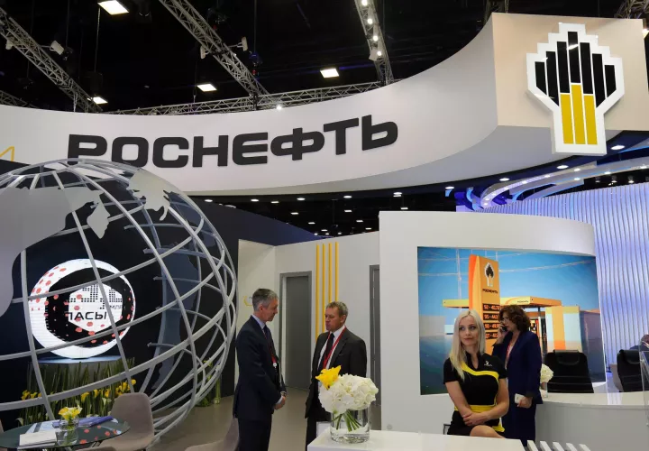 UPS y Fedex, Volvo y Land Rover, Harley-Davidson, General Motors y Volkswagen, Nestlé, la embotelladora griega Coca-Cola HBC, Delta Airlines, Google,  Europe . Microsoft, Walt Disney, son algunas multinacionales que han tomado medidas