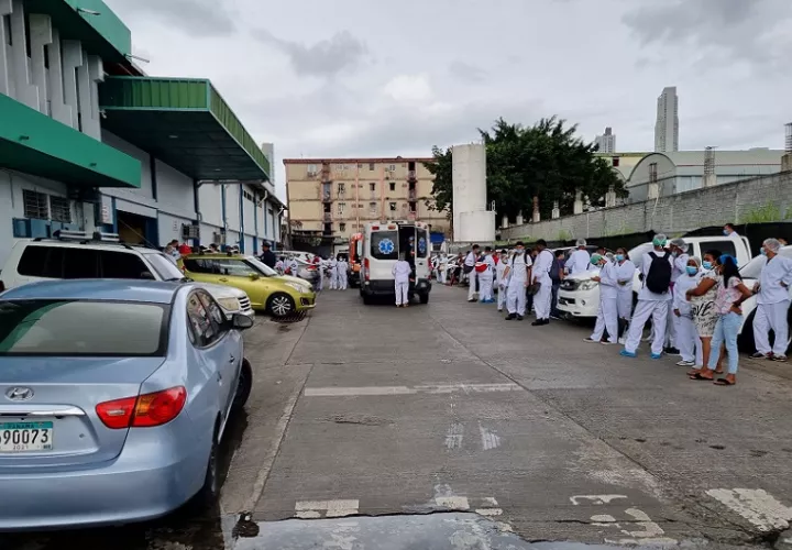 Vista general del área externa en donde ocurrió la explosión.