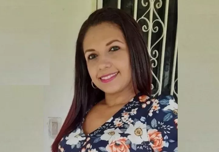 En la imagen aparece Stefannie Rodriguez.