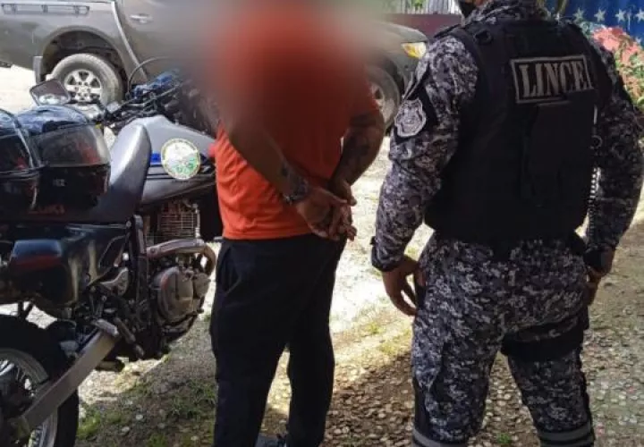 En las últimas 72 horas se incautaron 2 mil paquetes de droga y 20 armas de fuego. 