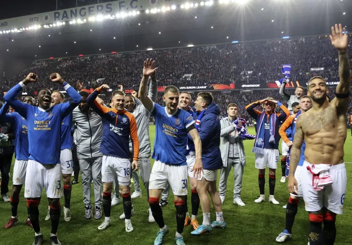 Los jugadores del Rangers festejan. Foto: EFE