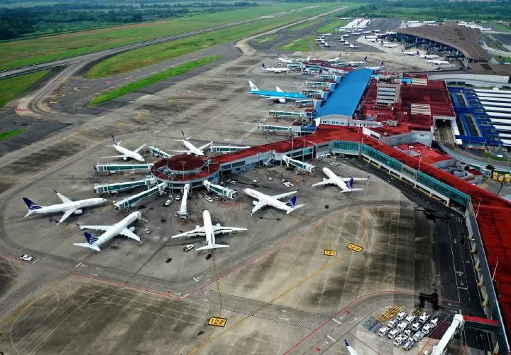 El  Aeropuerto Internacional de Tocumen  fue inaugurado el 1 de junio de 1947.