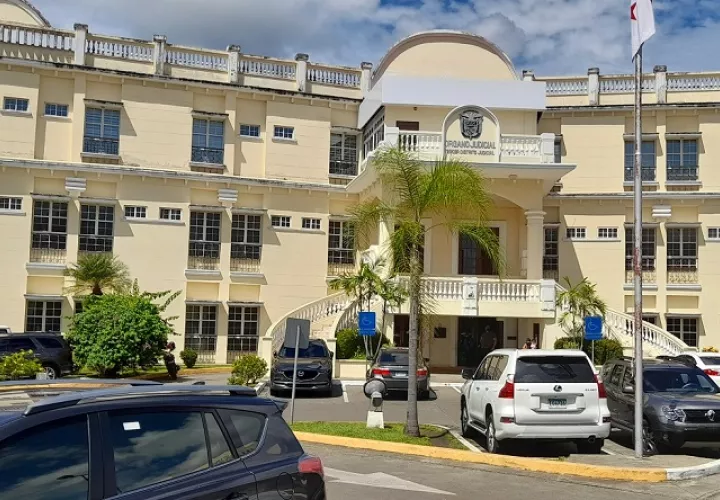 Esta misma persona podría estar vinculado en otros casos que adelanta el Ministerio Público.