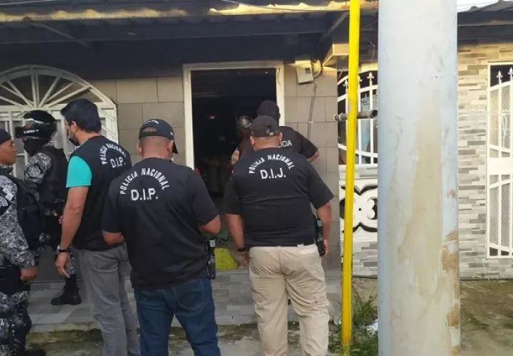 Diligencias de allanamiento realizadas en Colón.