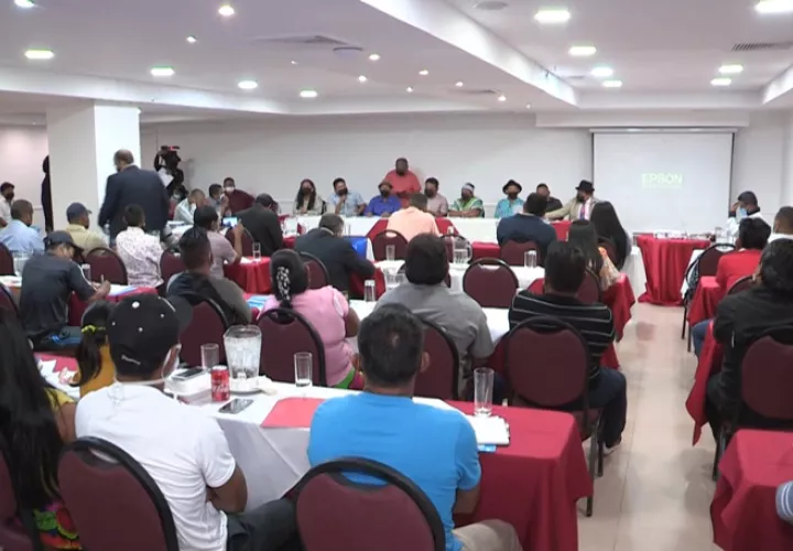 Los líderes exigieron que se garantice el "derecho al patrimonio" de los pueblos indígenas. EFE