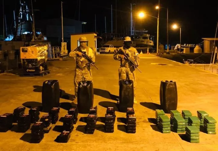 Los paquetes de droga incautados.