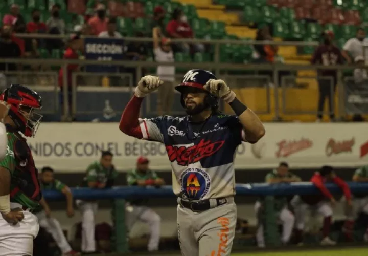 Jorge Miranda fue uno de los más destacados de Metro a la ofensiva. Foto: Fedebeis