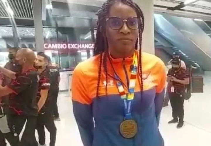 Atheyna Bylon, Campeona Bolivariana de Boxeo 2022.