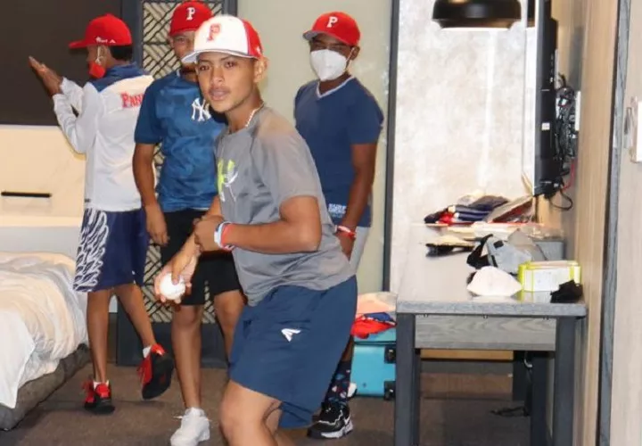 El equipo panameño tuvo que entrenar los primeros días en las habitaciones del hotel donde está hospedado. Foto: Fedebeis