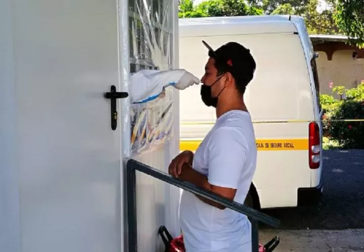 Las pruebas de hisopado se siguen aplicando en centros de salud del Minsa y policlinicas de la CSS.