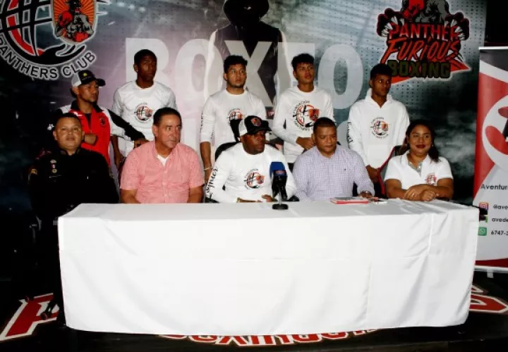 Representantes del Phanters Boxing Club ofrecieron una conferencia de prensa. Foto: Víctor Arosemena