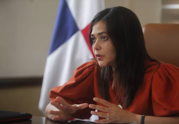 La ministra de Gobierno de Panamá, Janaina Tewaney Mencomo.. EFE