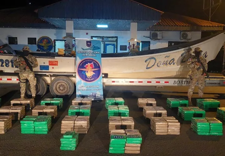 La droga era transportada en 2 lanchas rápidas por las costas de Coclé.